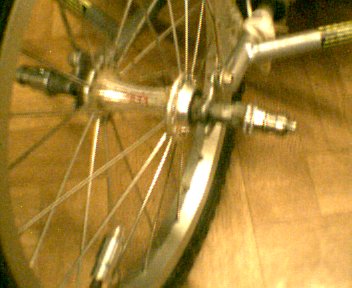 Photo: Trailer spindle detail