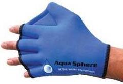 Aquasphere fitness gloves from SimplySwim. Click to go to shop.